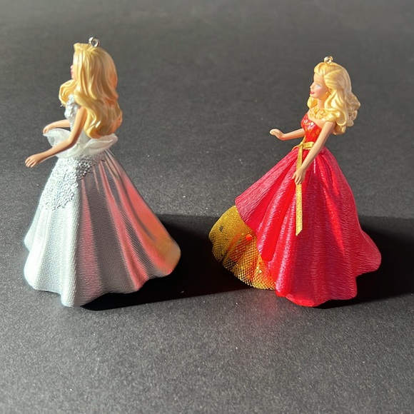 2015 Celebration Barbie Hallmark ornament set with box - Picture 5 of 6